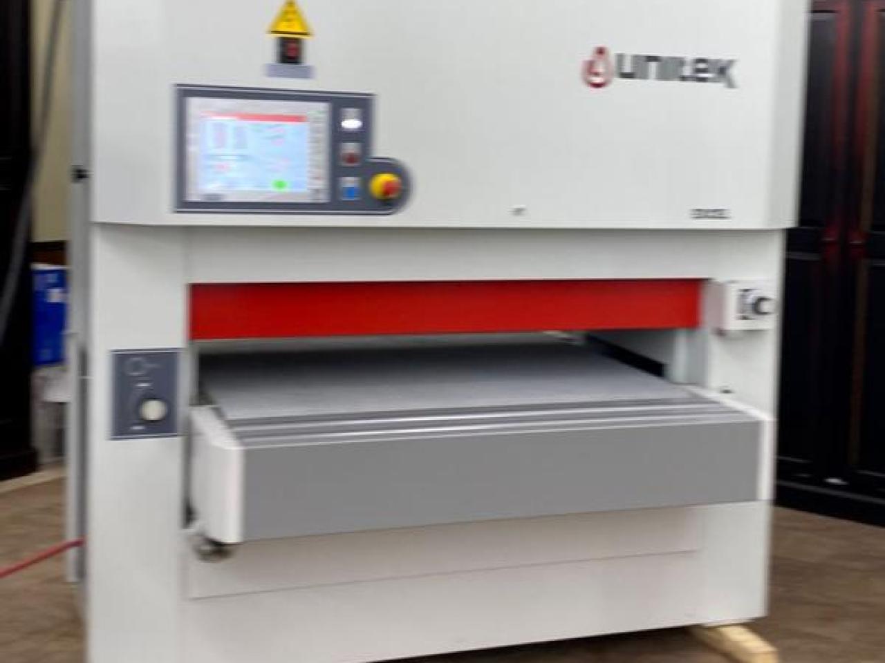 Sableuse à bande large multiple Unitek UN-LC13702N-RKRT