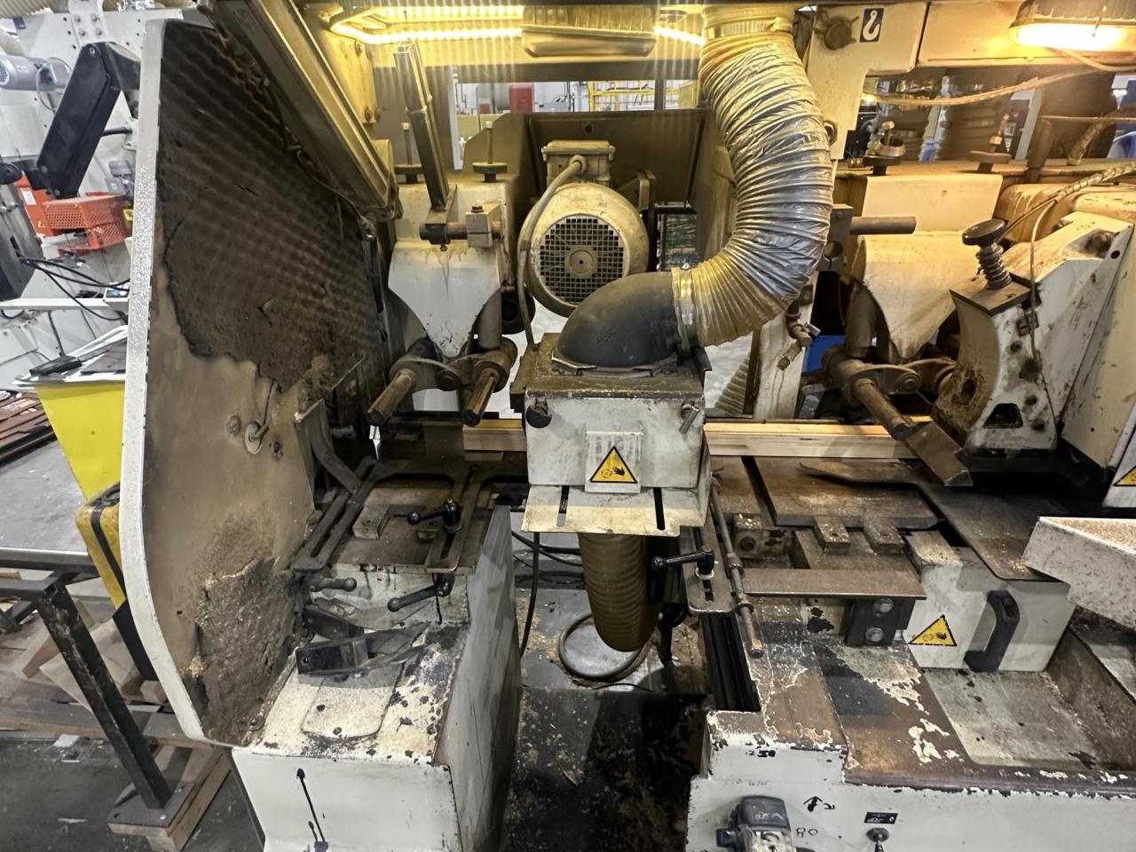 Moulder