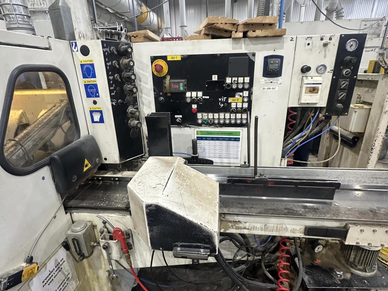 Moulder